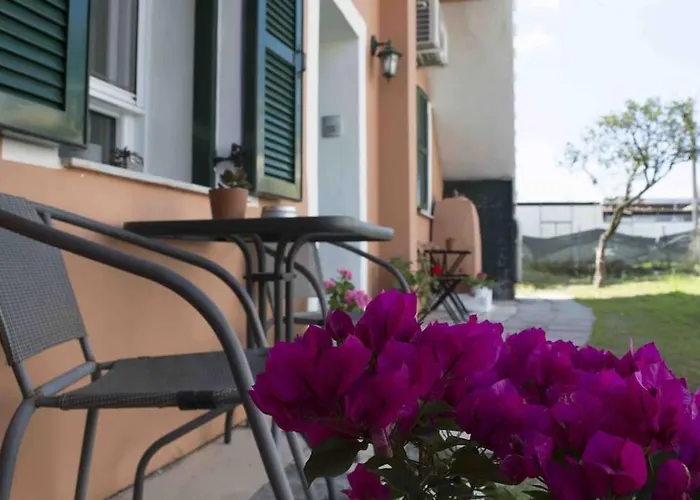Apartment Helia 2 *